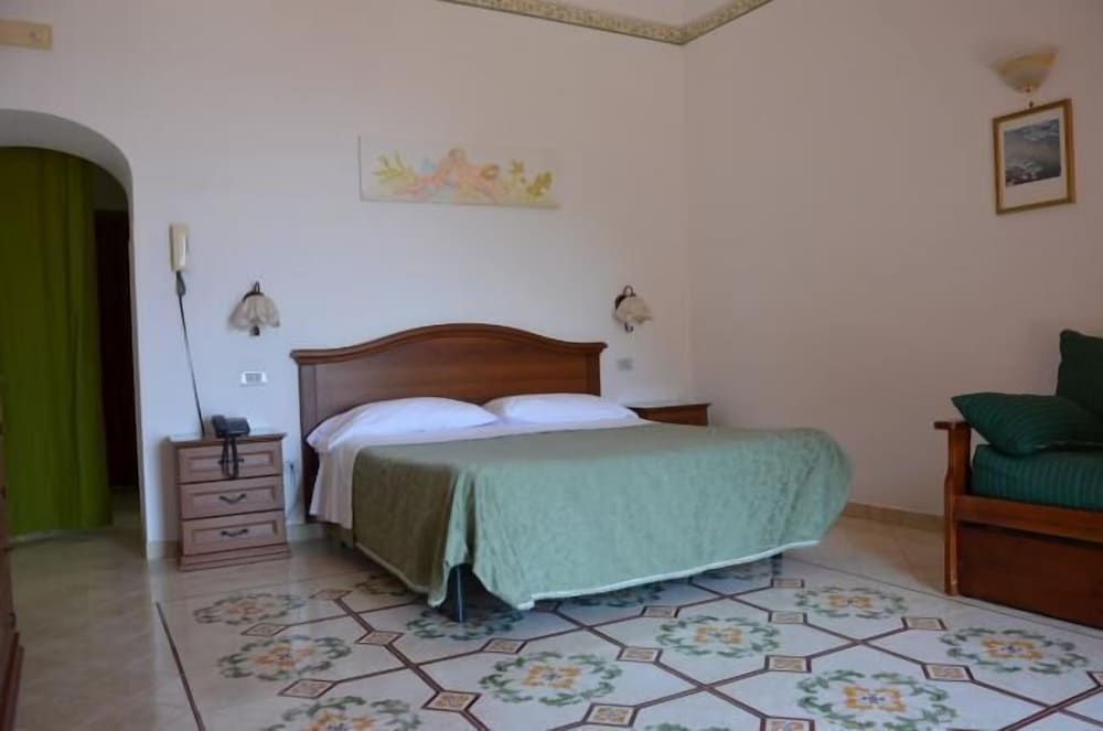 Room, Sea View (1 Bed) photo 2