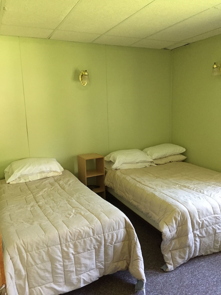 Basic Apartment, 2 Bedrooms, Kitchen photo 1