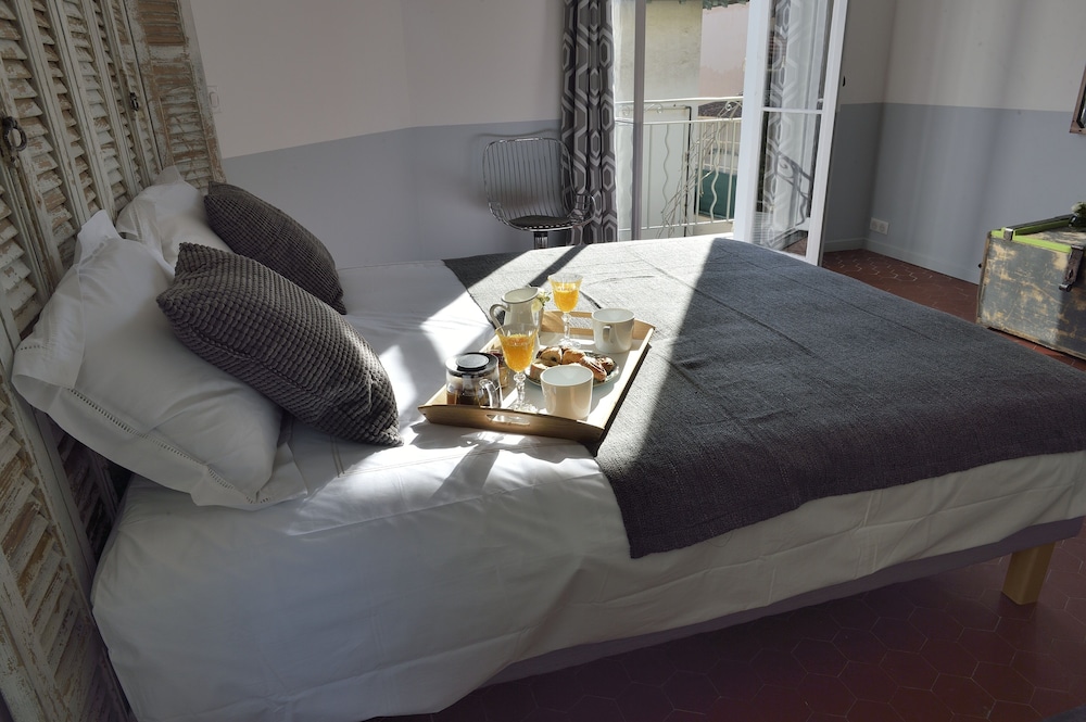 Triple Room, Terrace photo 3