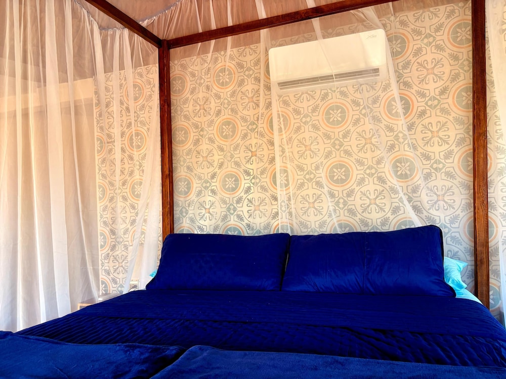 Deluxe Cabin, Non Smoking, Private Pool photo 2
