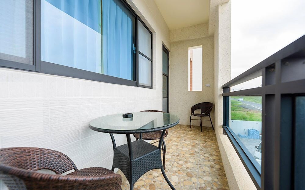 Basic Quadruple Room, 2 Double Beds, Balcony photo 3