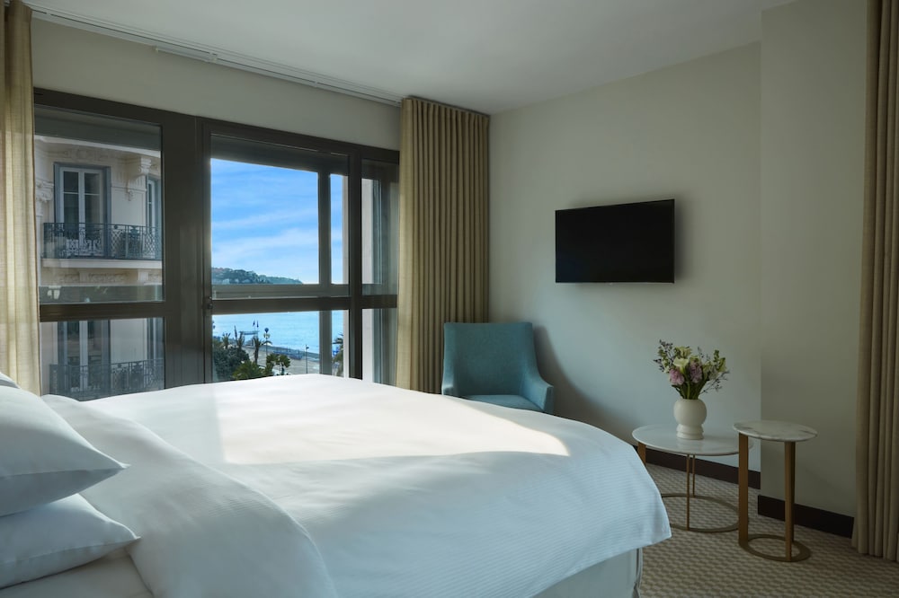 Executive Room, 1 King Bed, Sea View