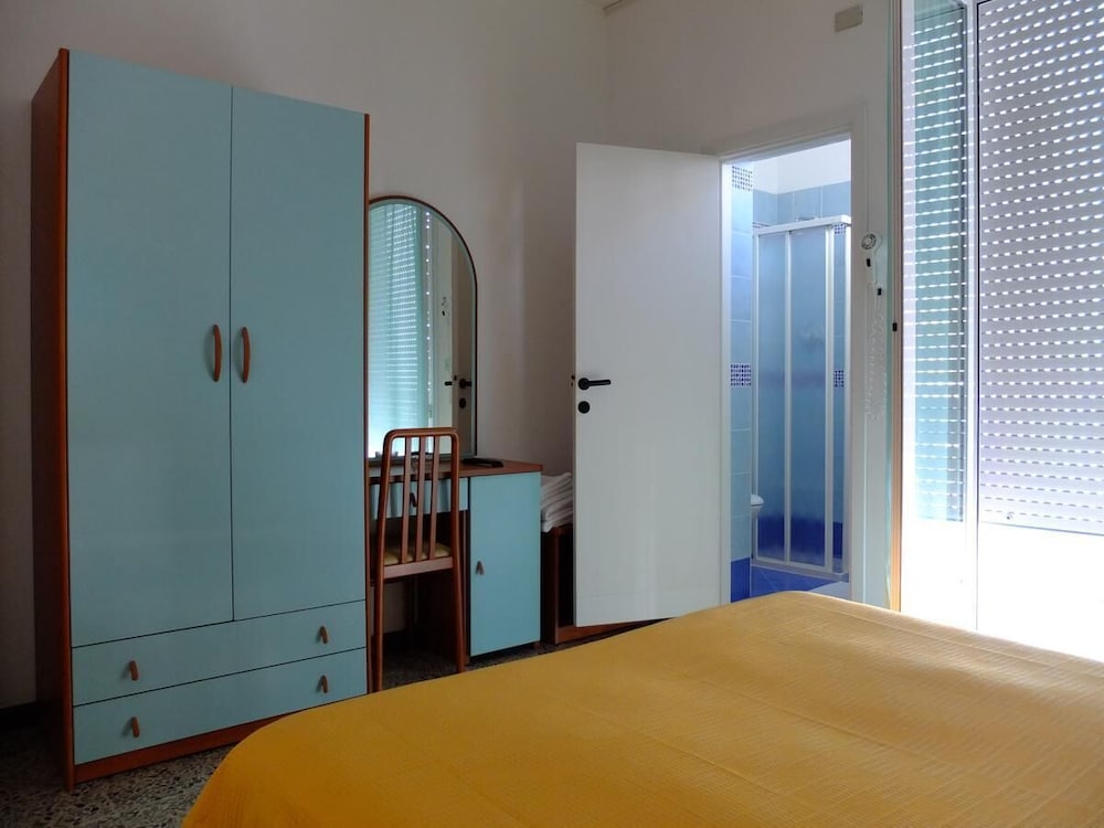 Standard Double Or Twin Room - Photo 2