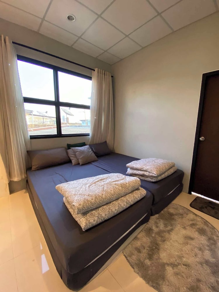 Signature Studio Suite photo 2