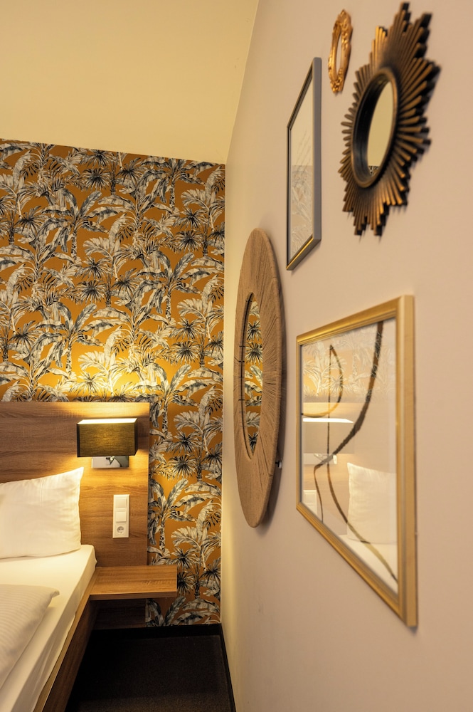 Deluxe Double Room, Non Smoking - Photo 6