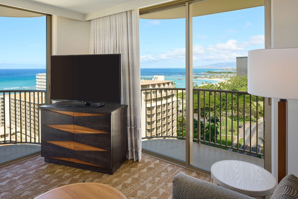 Premium Suite, 1 Bedroom, Hearing Accessible, Ocean View (Balcony)