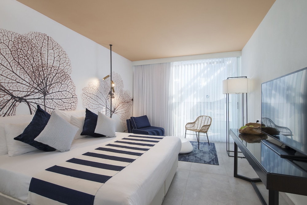 Standard Almog Room
