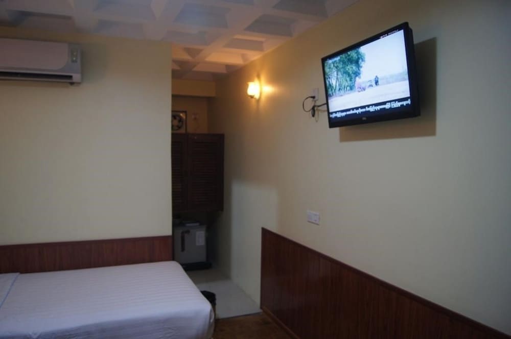 Standard Room photo 2