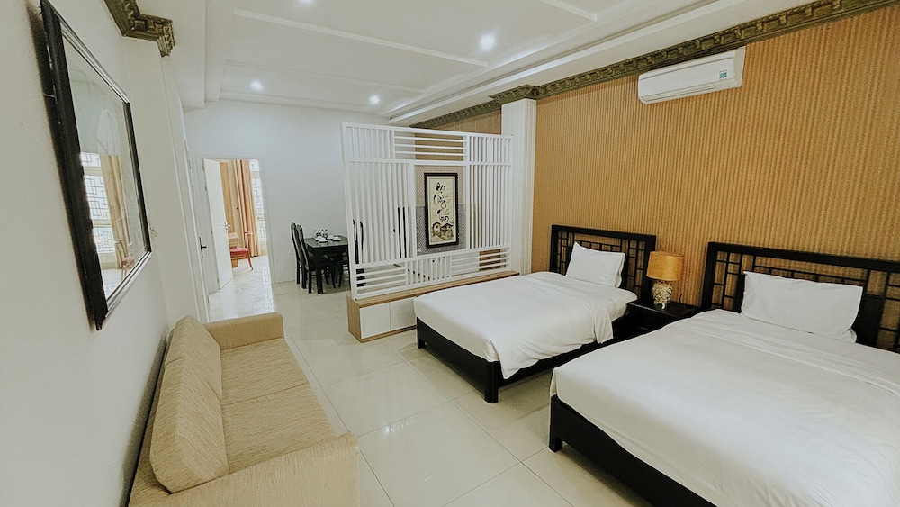Family Apartment, City View