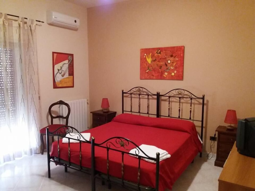 Double Or Twin Room photo 3