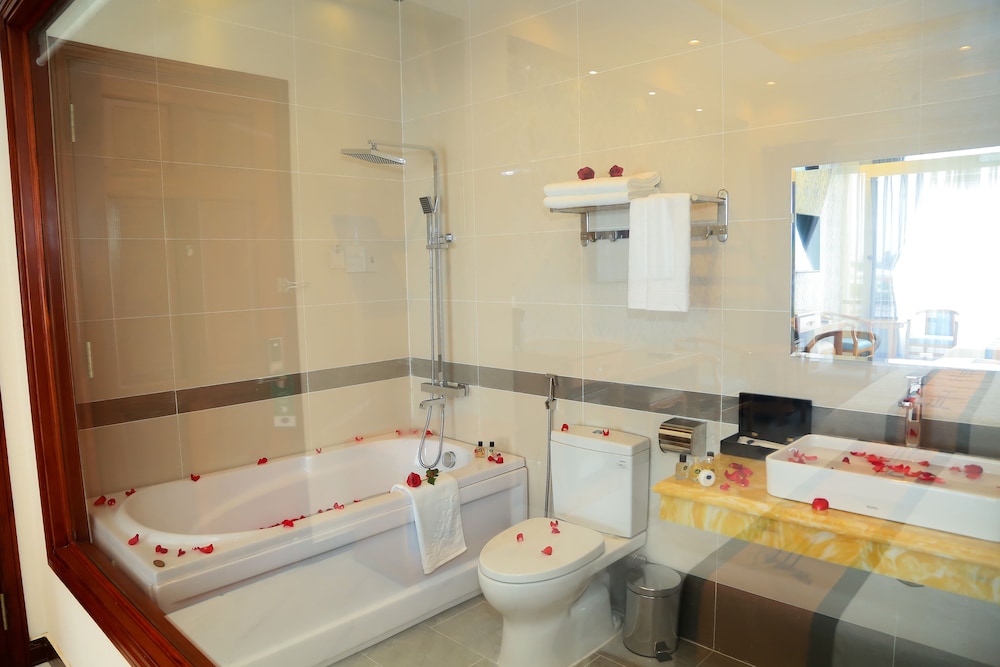 Deluxe Double or Twin Room, 1 King Bed
