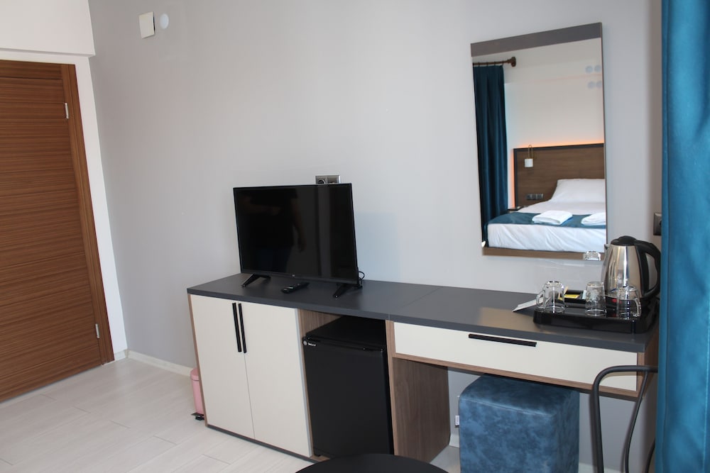 Basic Studio Suite photo 2