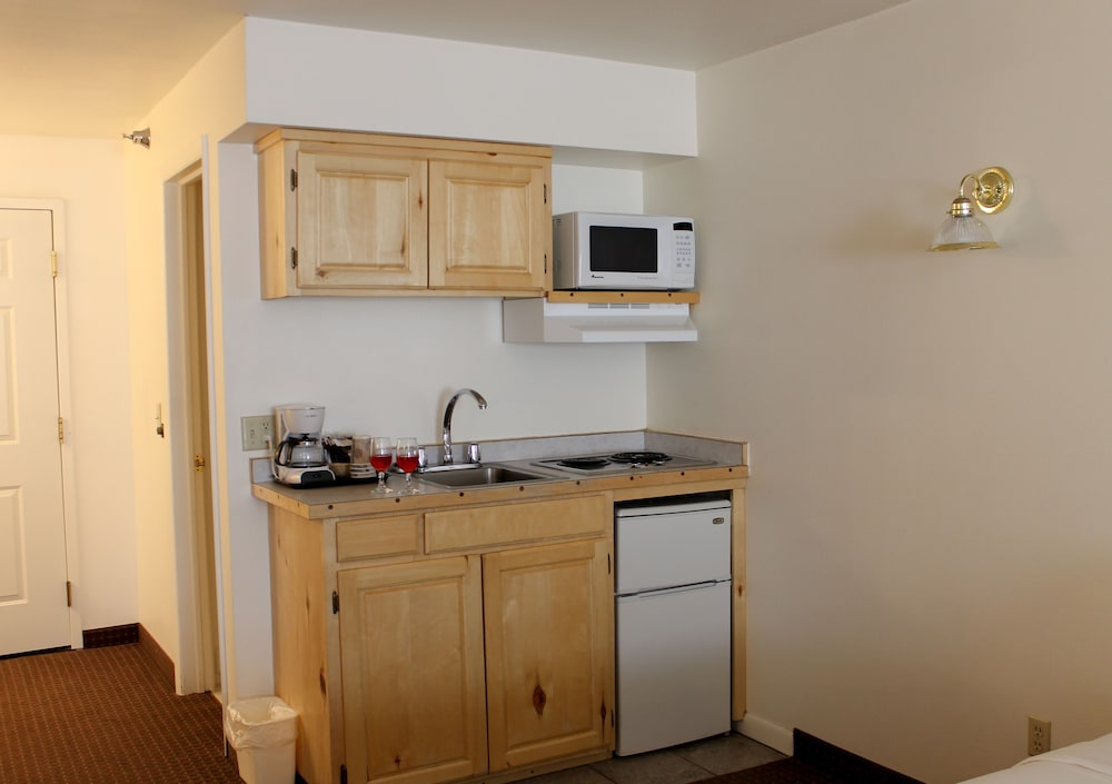Studio Suite, 2 Queen Beds, Non Smoking photo 3