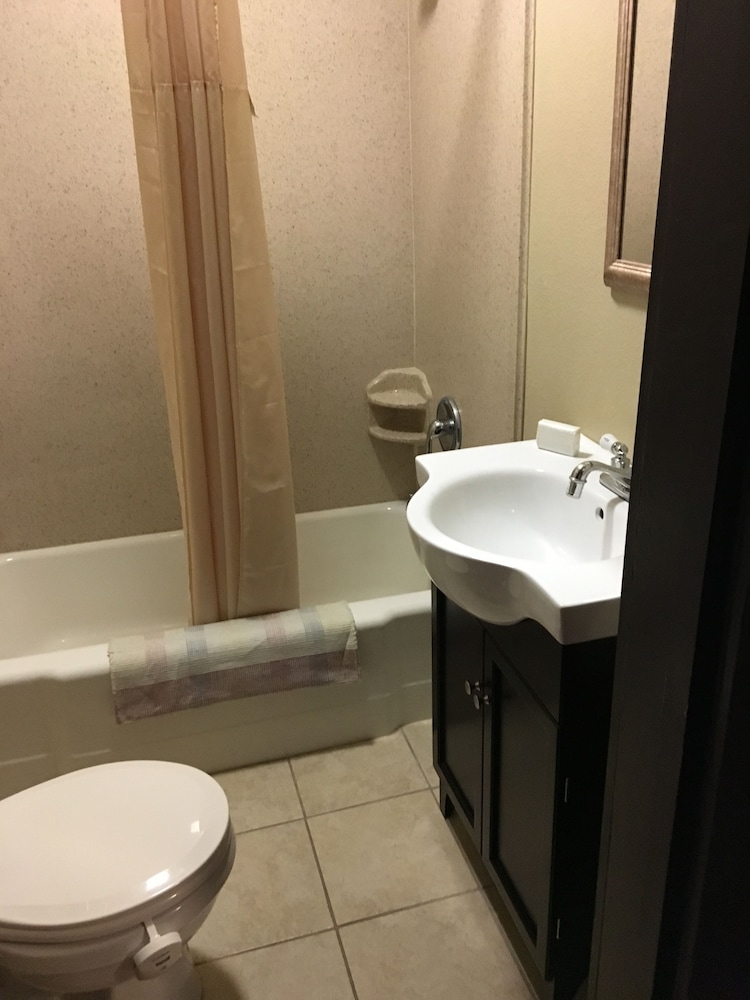 Basic Room photo 2