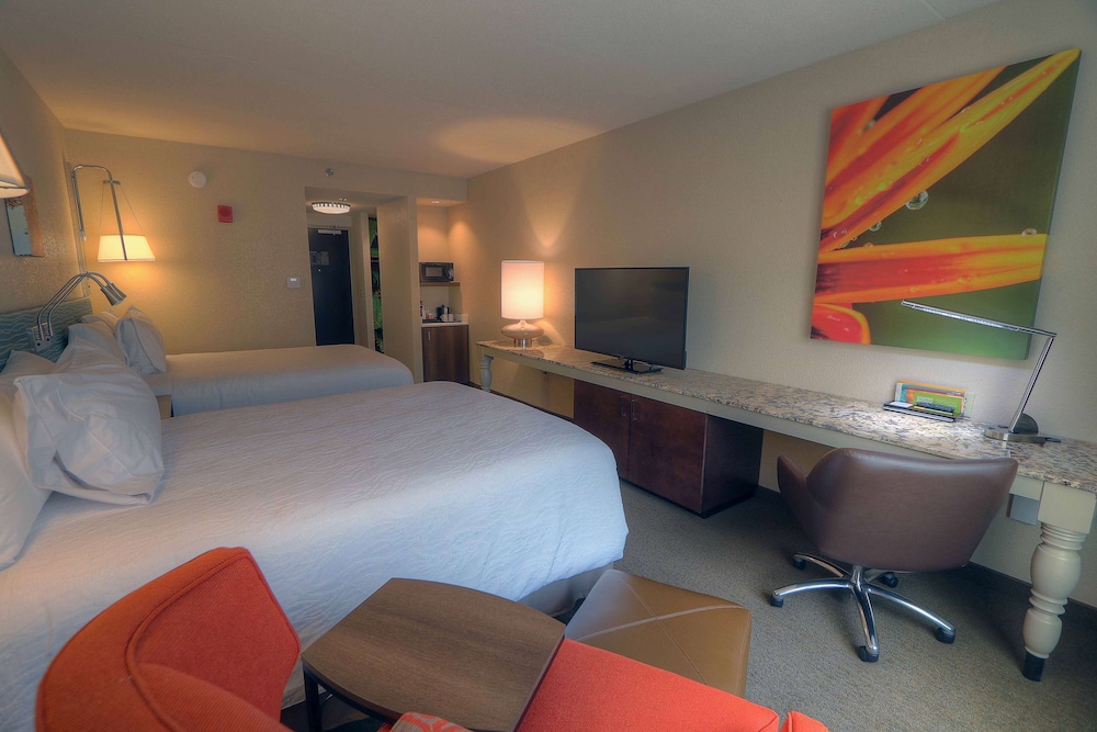 Room, 2 Queen Beds, Accessible (Hearing)