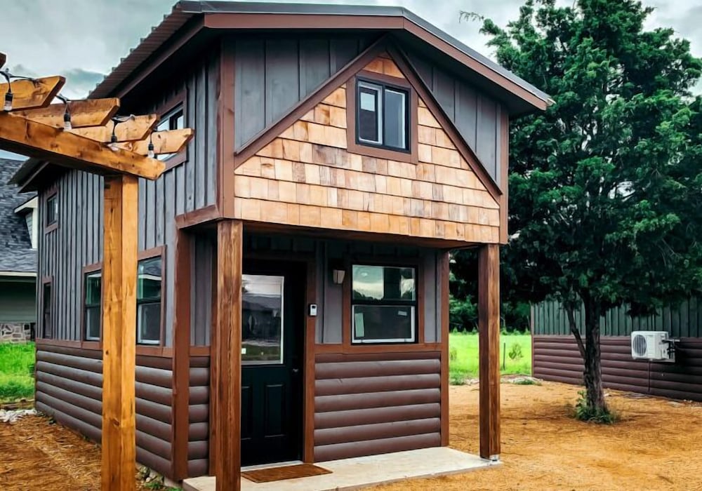 Tiny Home Suite Sleep 5