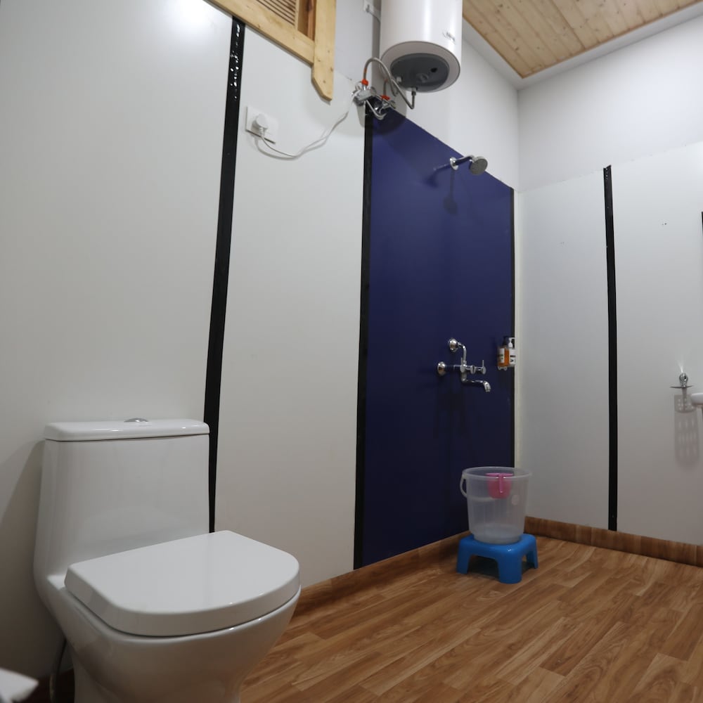 Family Room - Photo 2