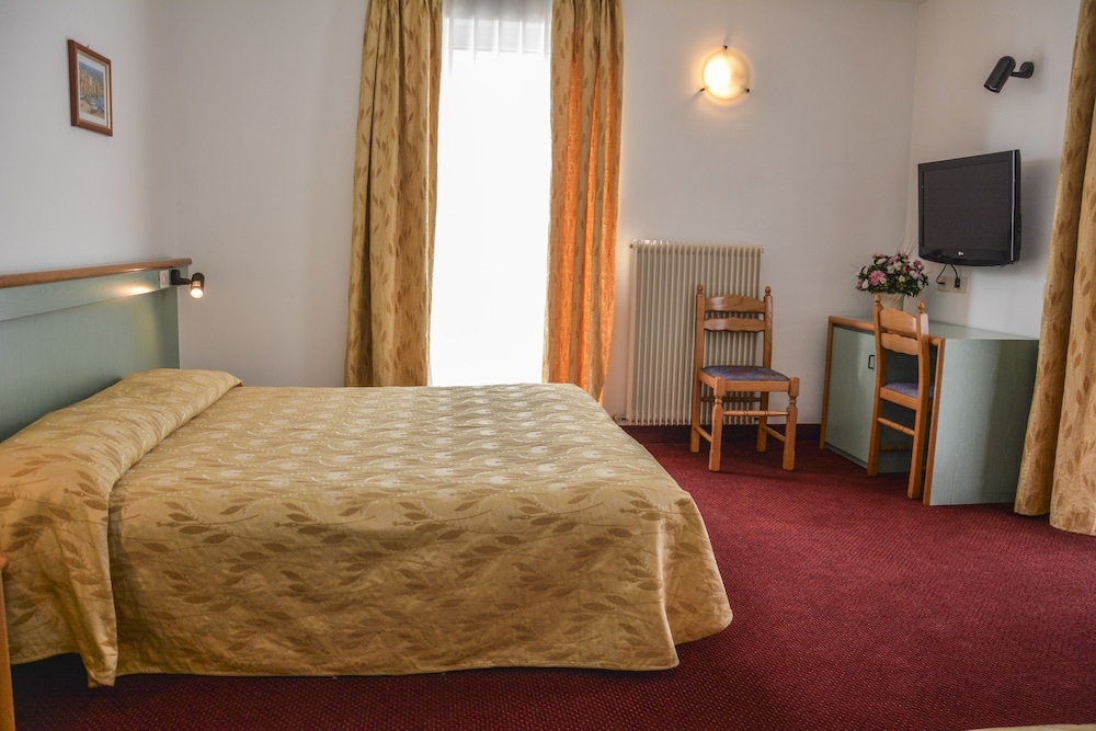 Comfort Double Or Twin Room photo 3
