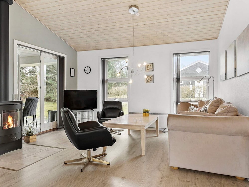 House photo 2