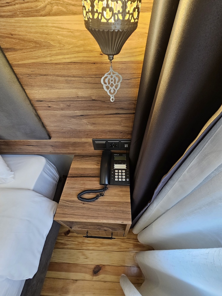 Standard Double Room, 1 Queen Bed, Non Smoking, City View photo 3