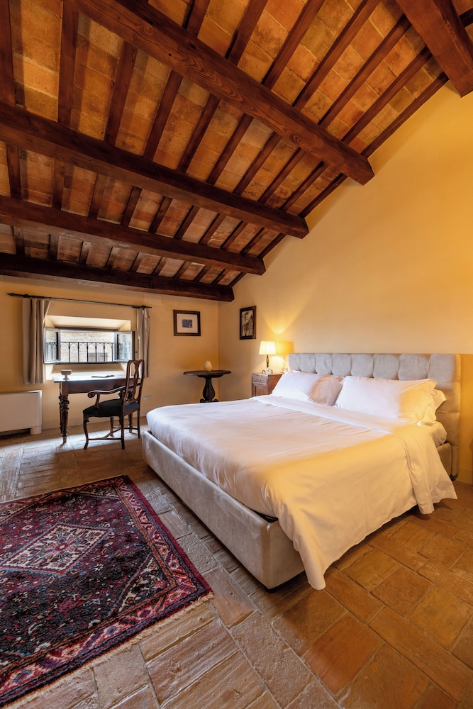 Superior Double Room - Photo 14