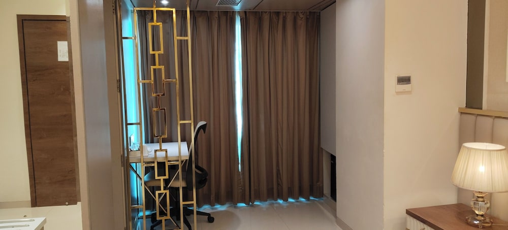 Super Deluxe Room - Photo 5