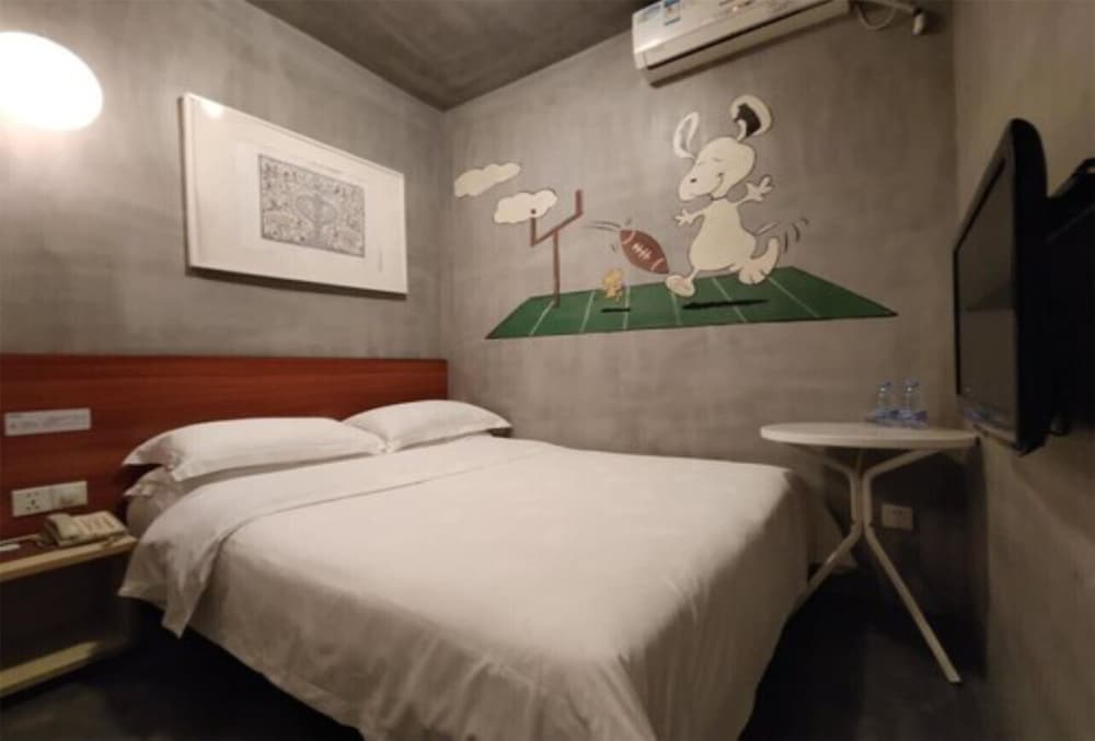 Economy Room photo 1