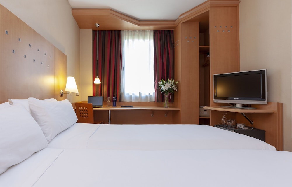 Double Room - Photo 3