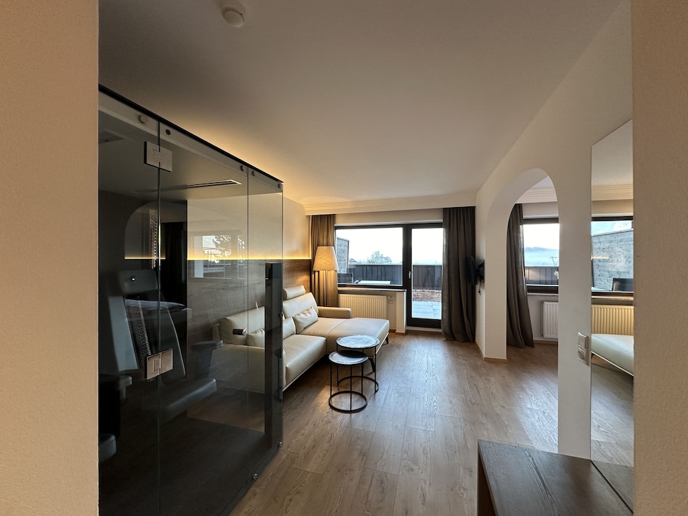 Exclusive Suite photo 1
