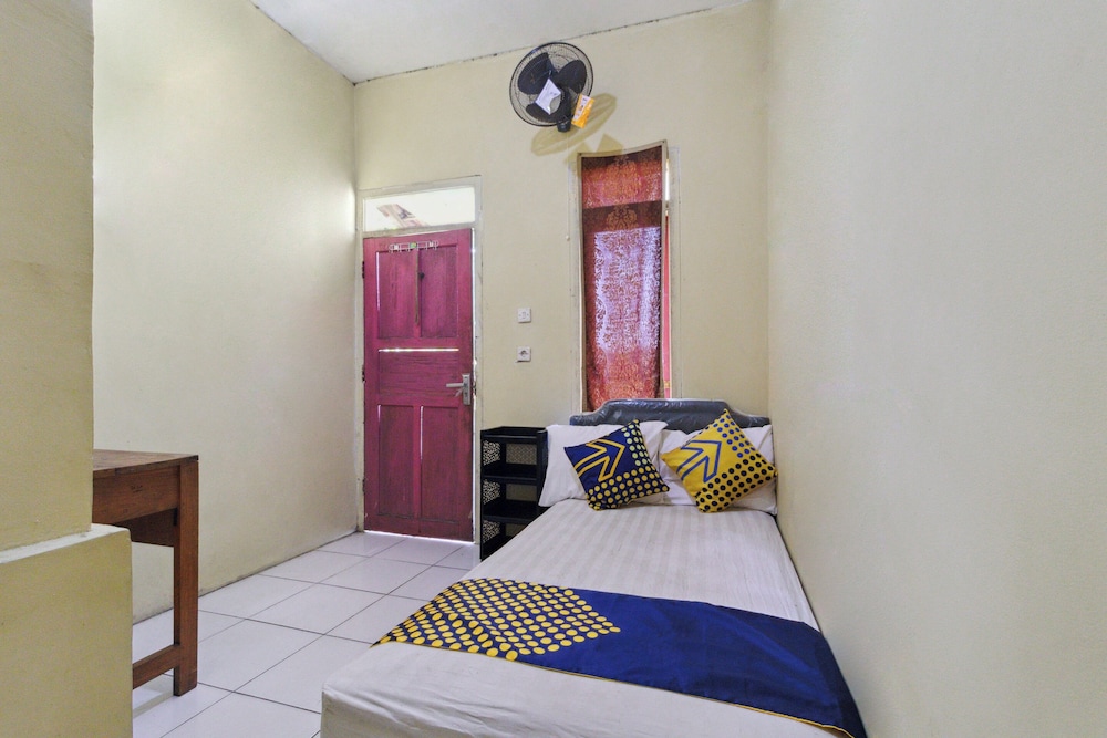 Double Room - Photo 7