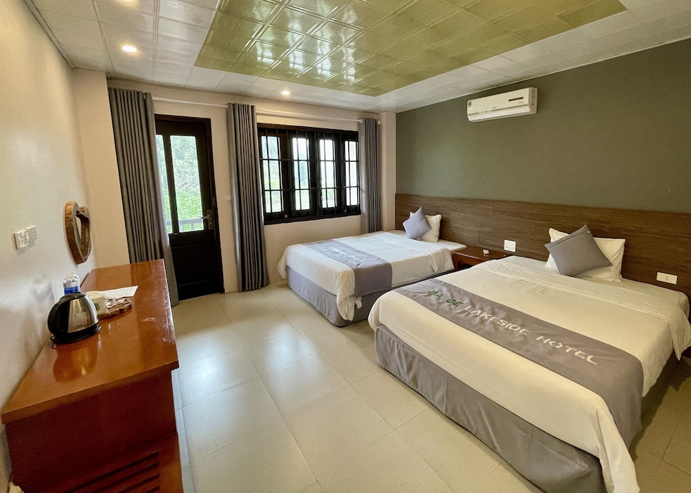 Superior Room, Balcony, Lake View