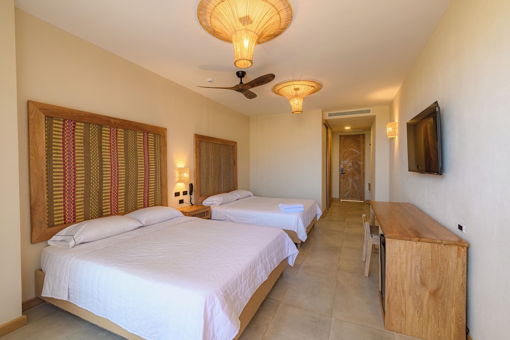 Deluxe Room, Sea View photo 1