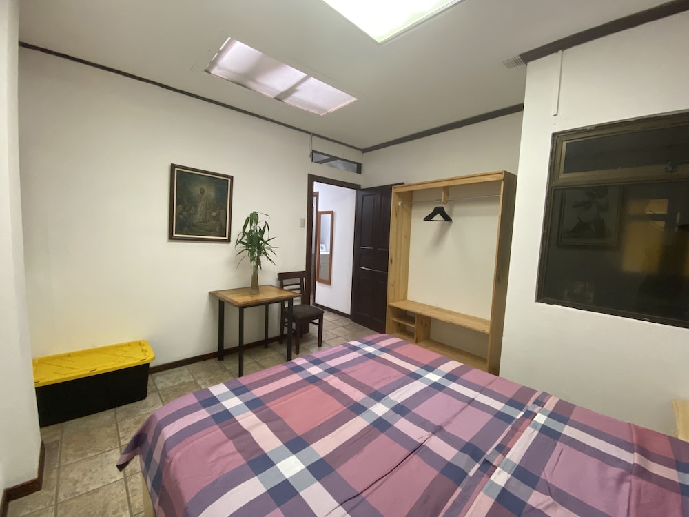 Economy Apartment, Multiple Beds, Non Smoking photo 3