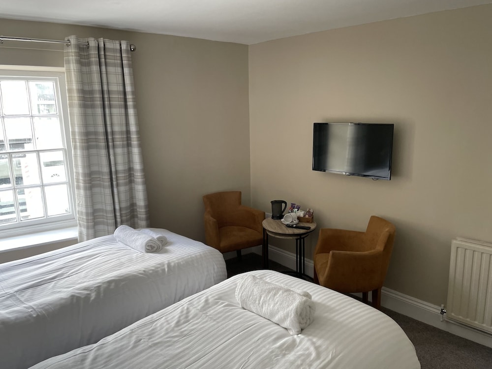 Twin Room, Ensuite photo 3