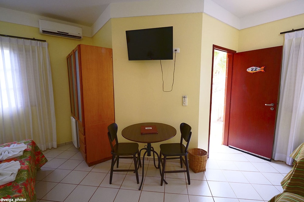 Deluxe Room, Multiple Bedrooms - Photo 20