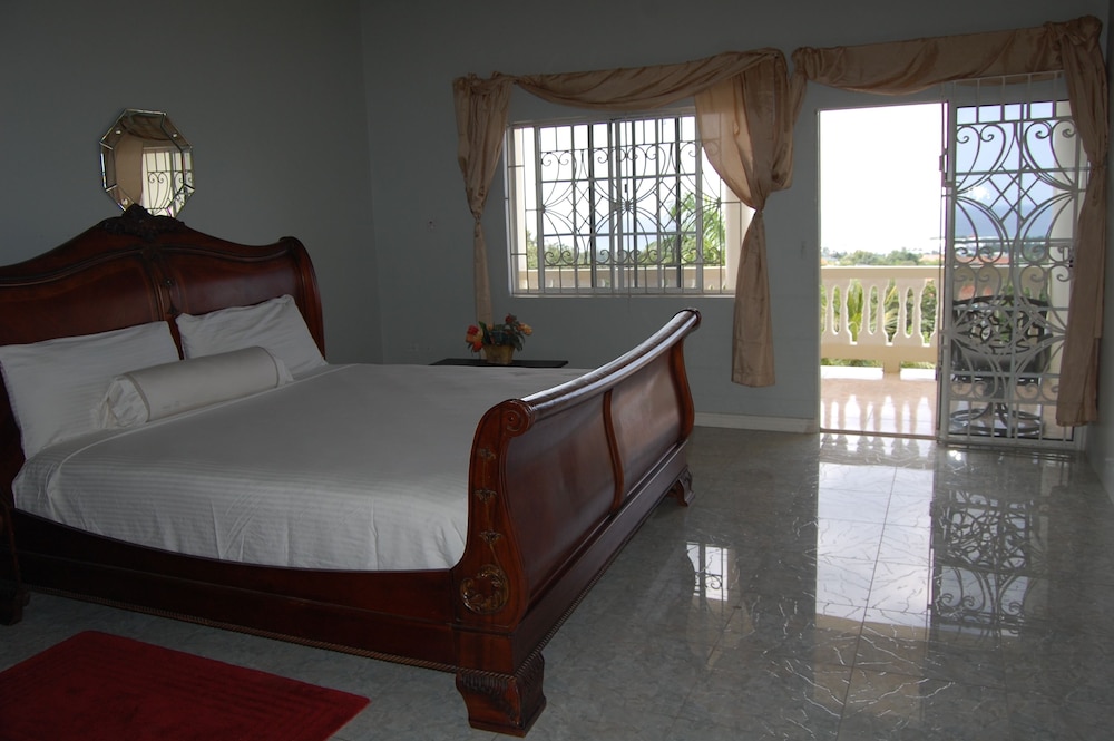 Junior Suite, 2 Bedrooms, Sea View (Spa Bath)