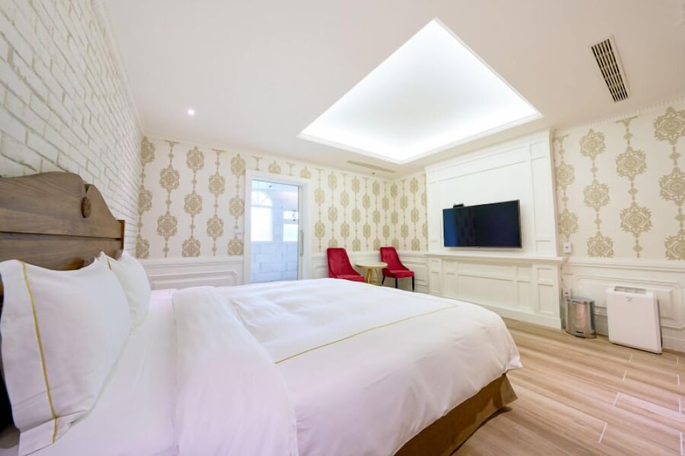 Classic Double Room