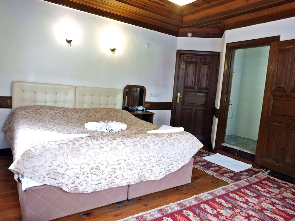 Economy Double Room Single Use photo 1