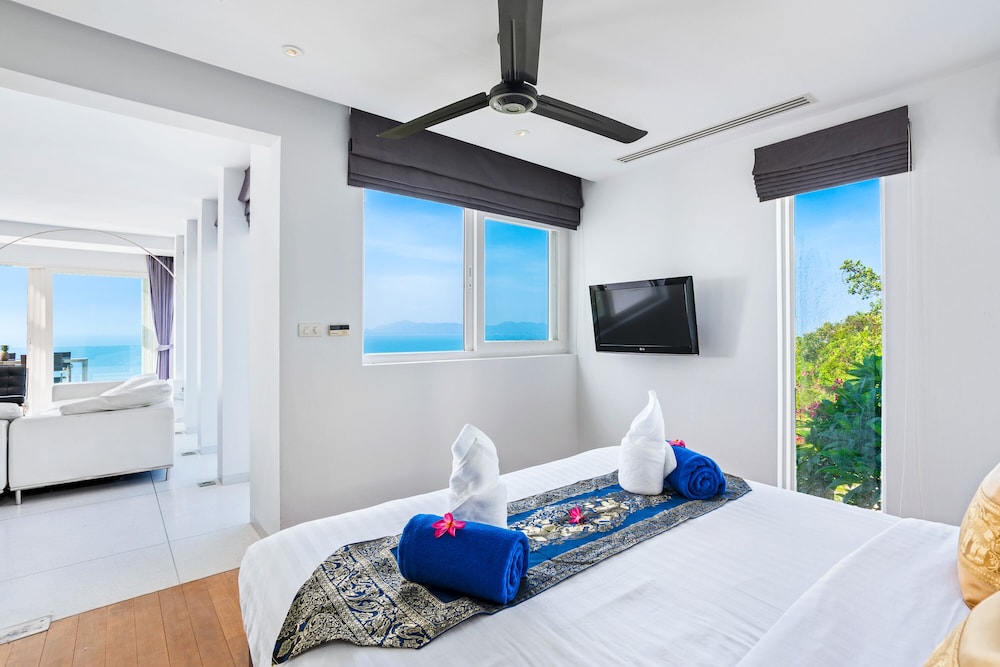 Penthouse Sea View Private Plunge Pool photo 2