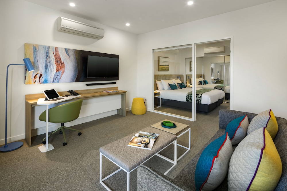 One Bedroom Apartment