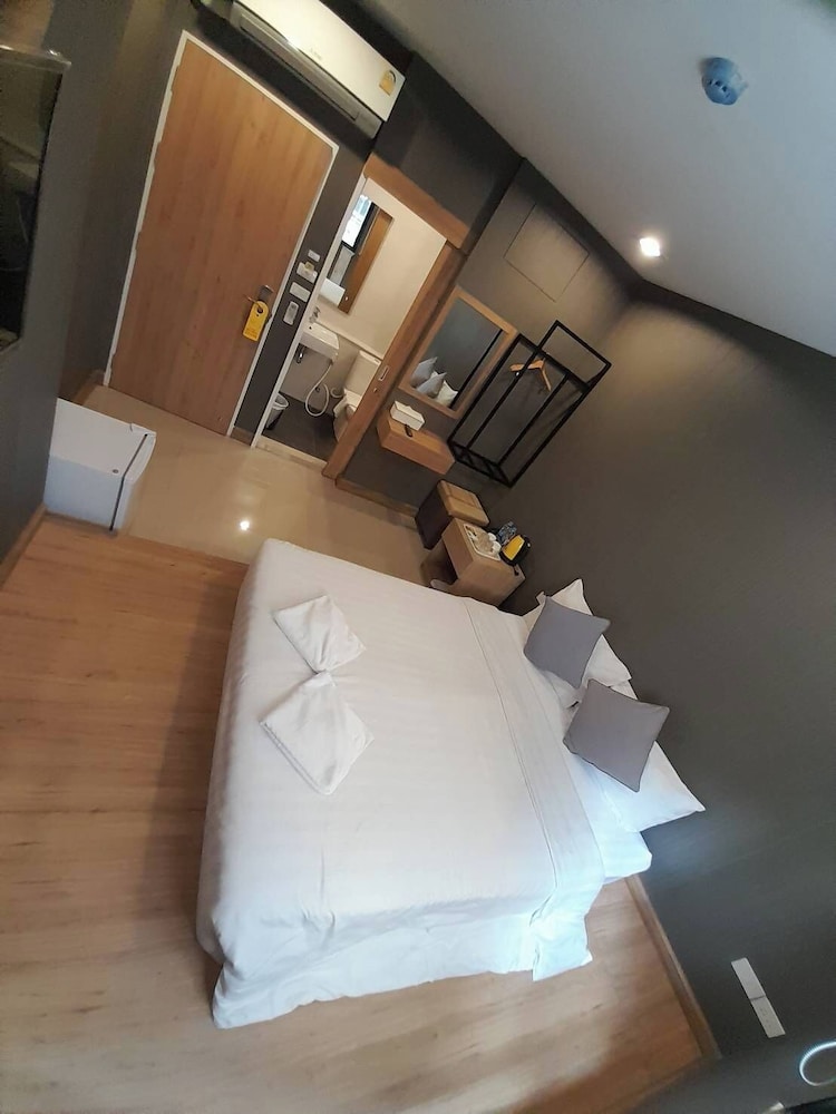 Deluxe Double Room photo 2