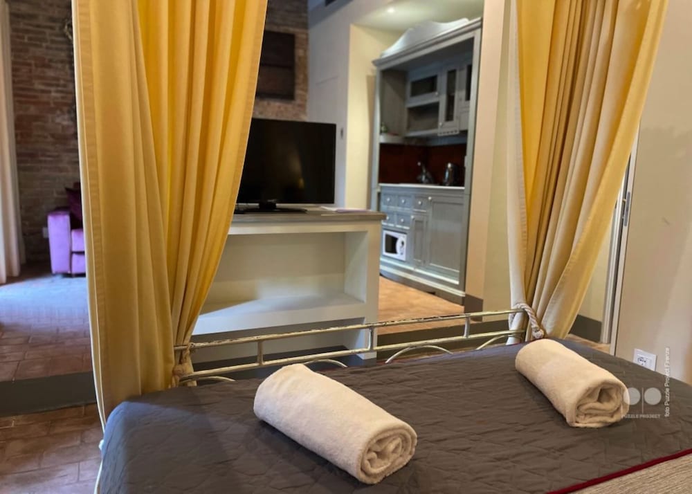Deluxe Suite photo 2
