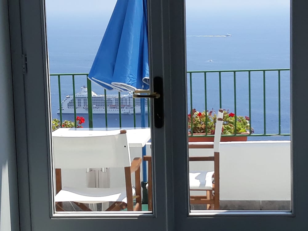 Panoramic Triple Room, Sea View photo 2