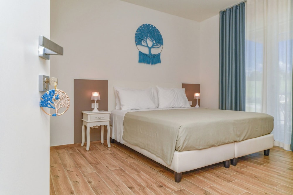 Double or Twin Room photo 1