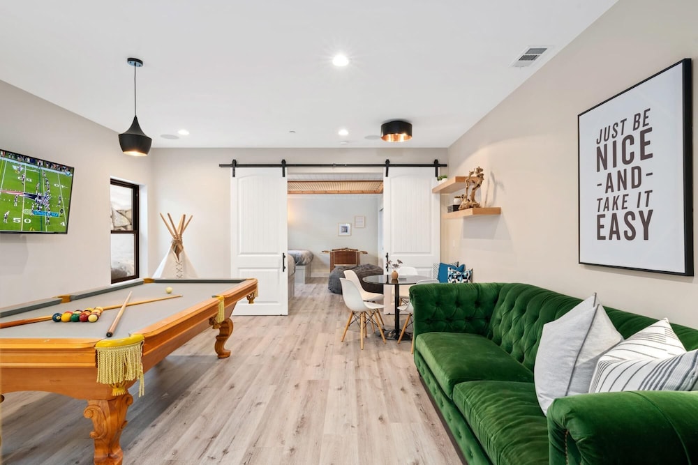 Luxury Retreat Home w Hot Tub, Foto 12