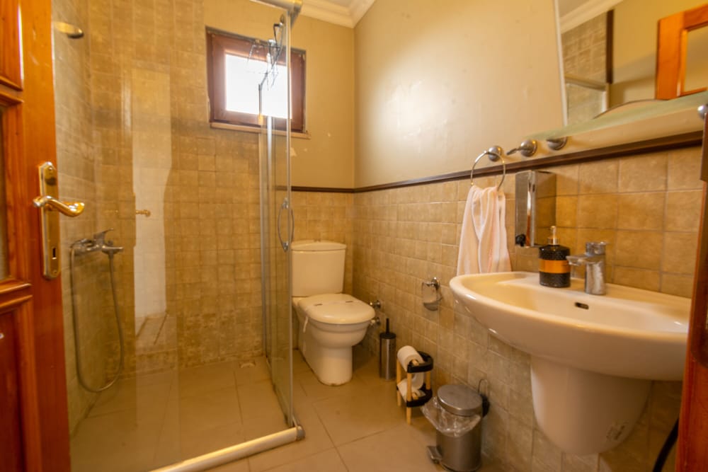 Standard Double Room, Balcony, Lake View photo 3