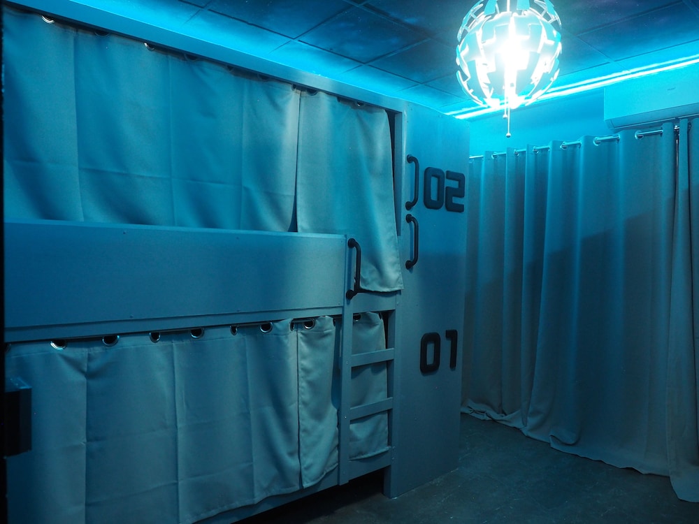 Design Quadruple Room photo 1