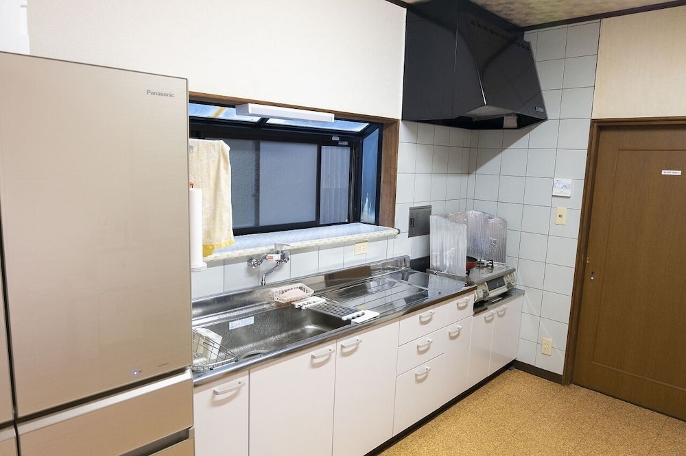 Shared Dormitory, Mixed Dorm (Bunk Bed) photo 3