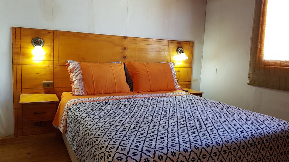 Family Cottage, 2 Bedrooms, Kitchen, Ground Floor photo 1