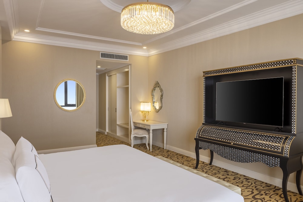 Suite - Photo 6
